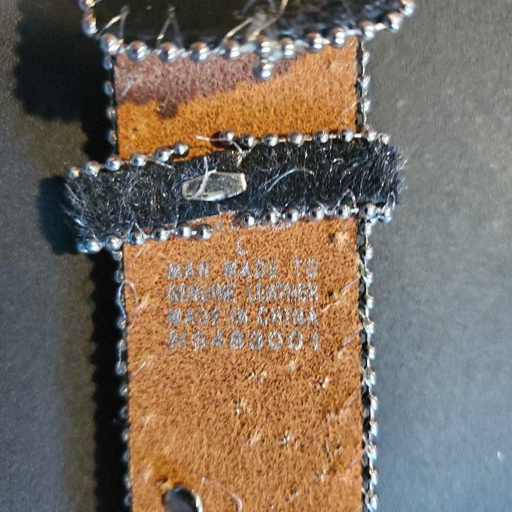Belt W/Buckle - Picture 2 of 3